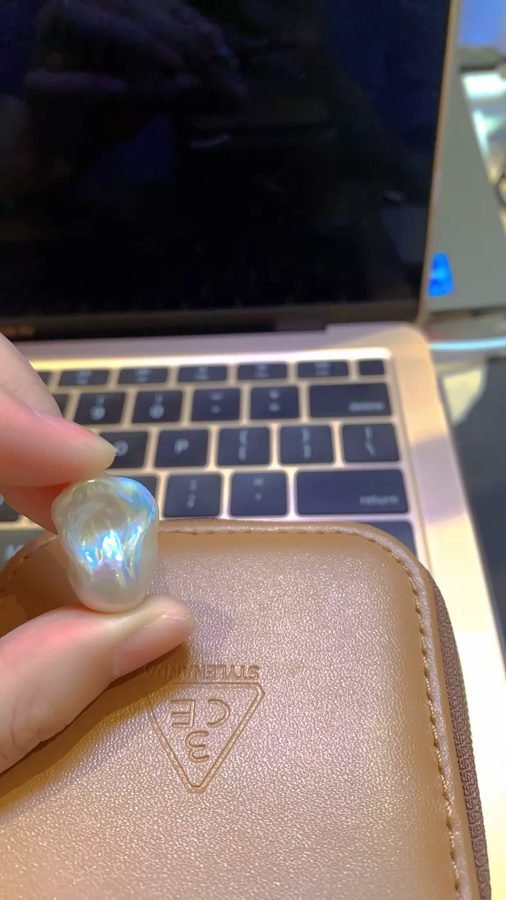 Baroque Pearl