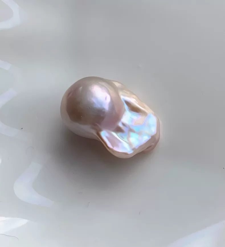 Baroque Pearl